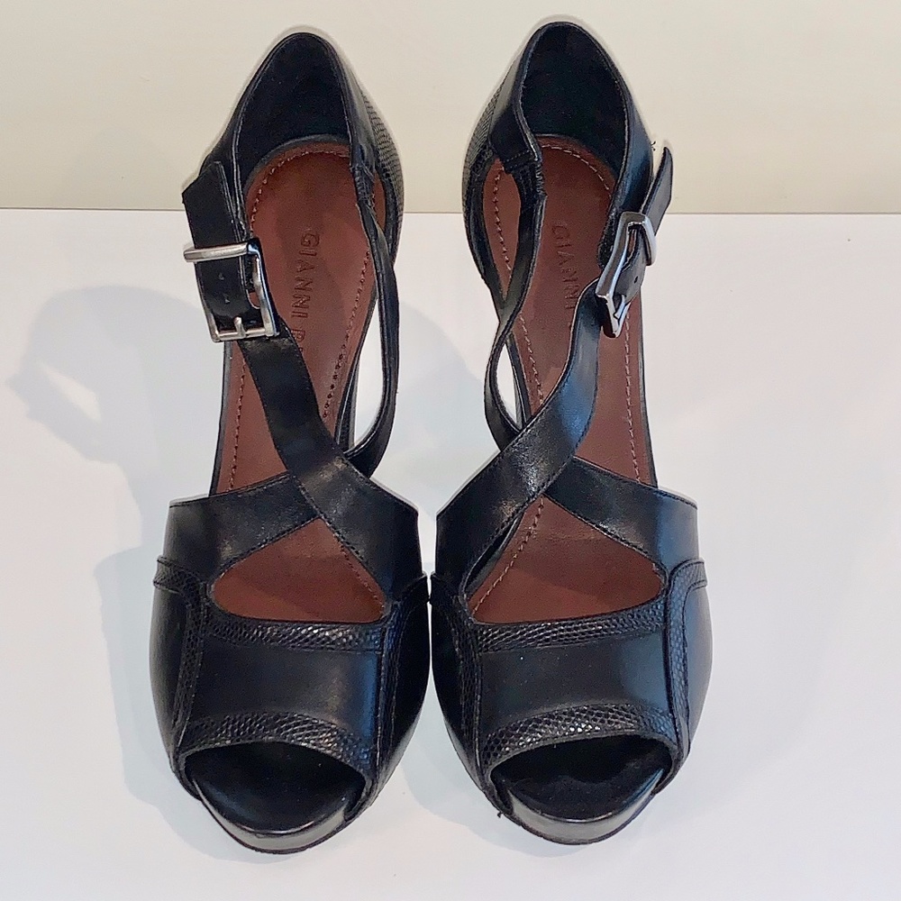 Gianni Bini Black Heels